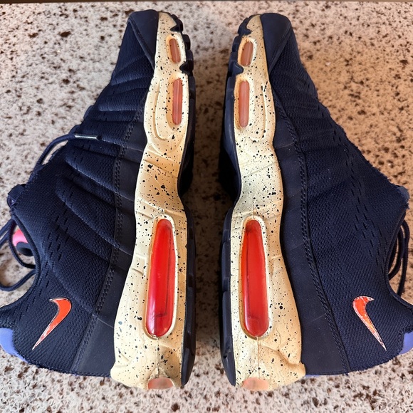 EUC NIKE Air Max 95 EM 'Beaches of Rio' size 12 - Picture 7 of 9